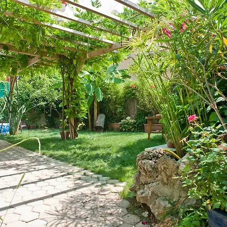 Appartement Le Cabanon De Monte-carlo Avec Jardin Privé